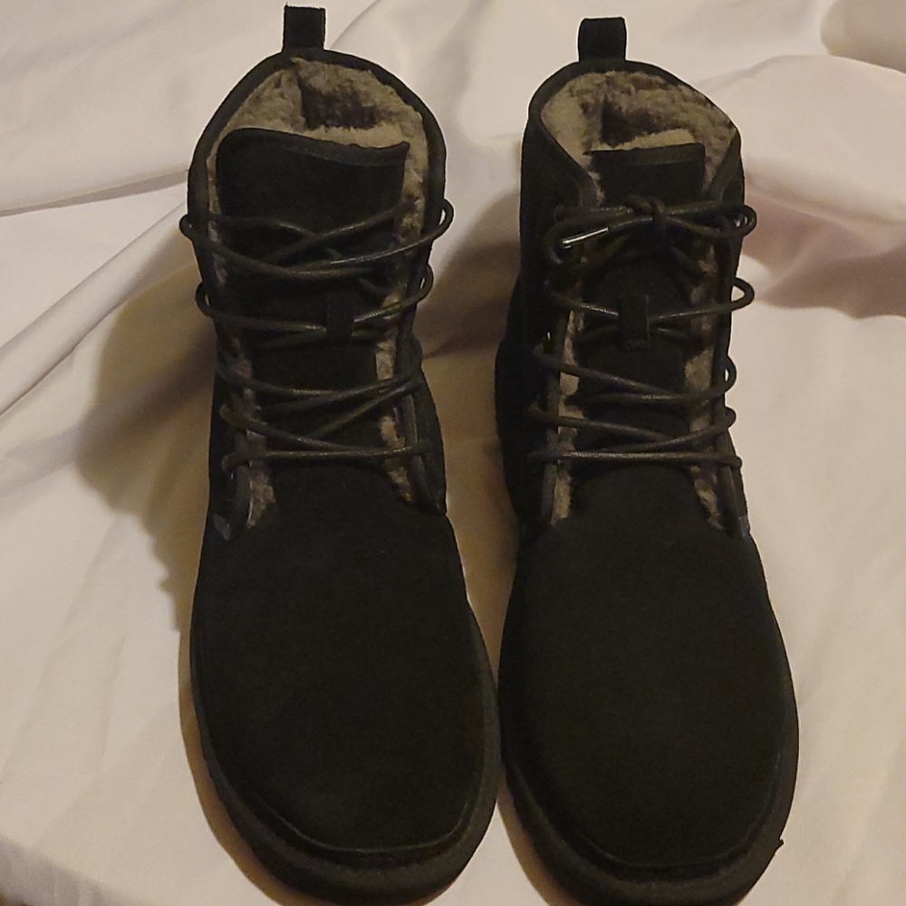 UGG NEUMEL HIGH SIZE 15